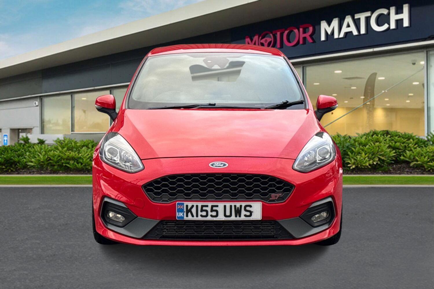 Used Ford Fiesta 2018 for sale - 77152635: Photo 2