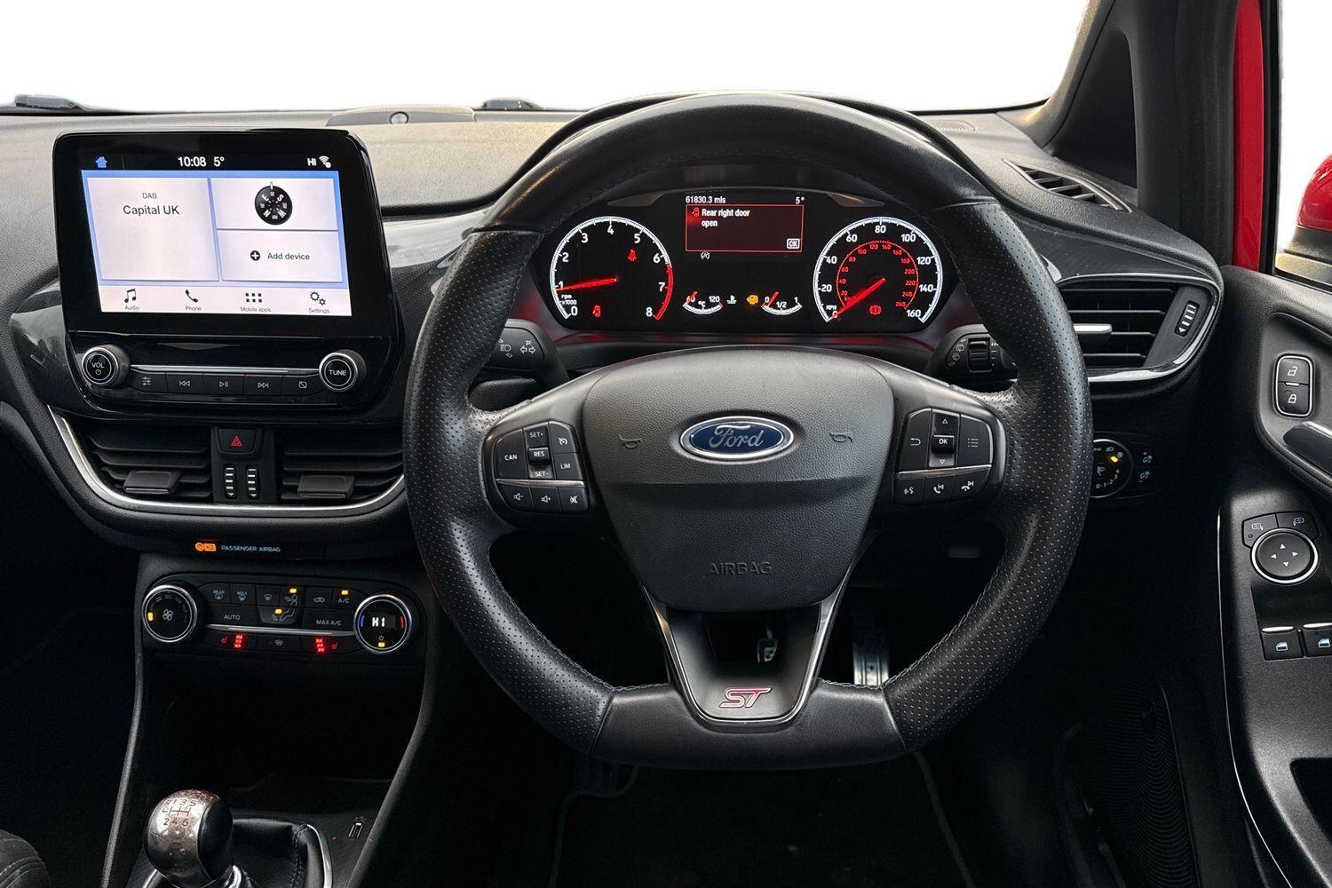 Used Ford Fiesta 2018 for sale - 77152635: Photo 39