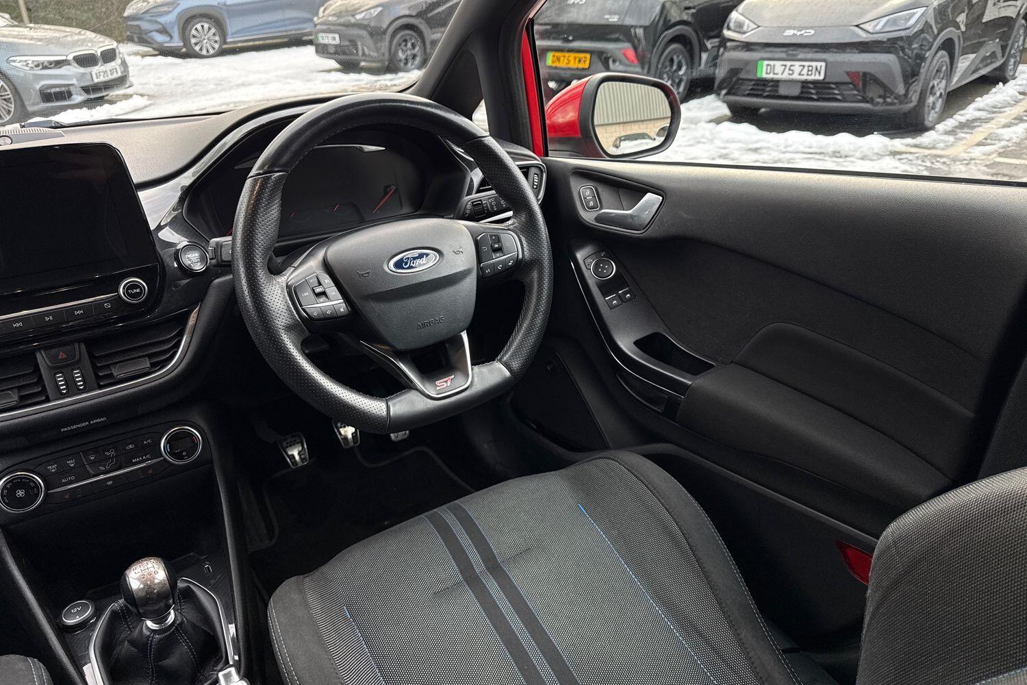 Used Ford Fiesta 2018 for sale - 77152635: Photo 50