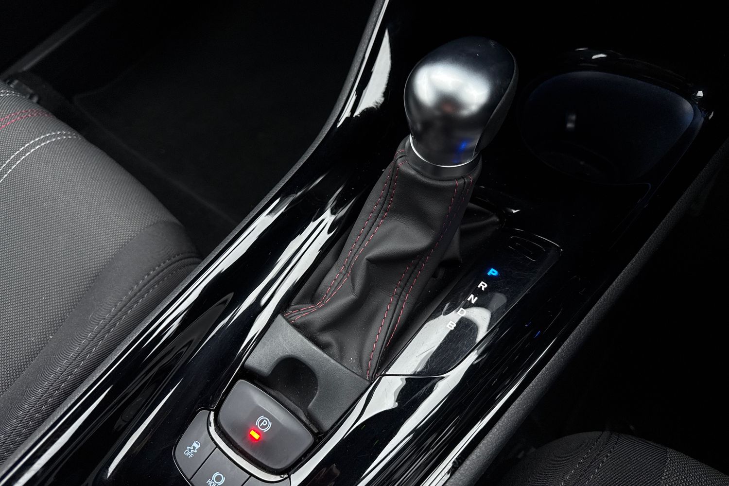 Used Toyota C-HR 2022 for sale - 77303032: Photo 20