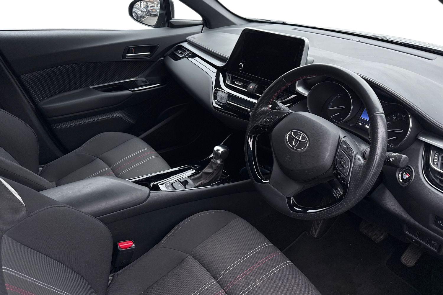 Used Toyota C-HR 2022 for sale - 77303032: Photo 8