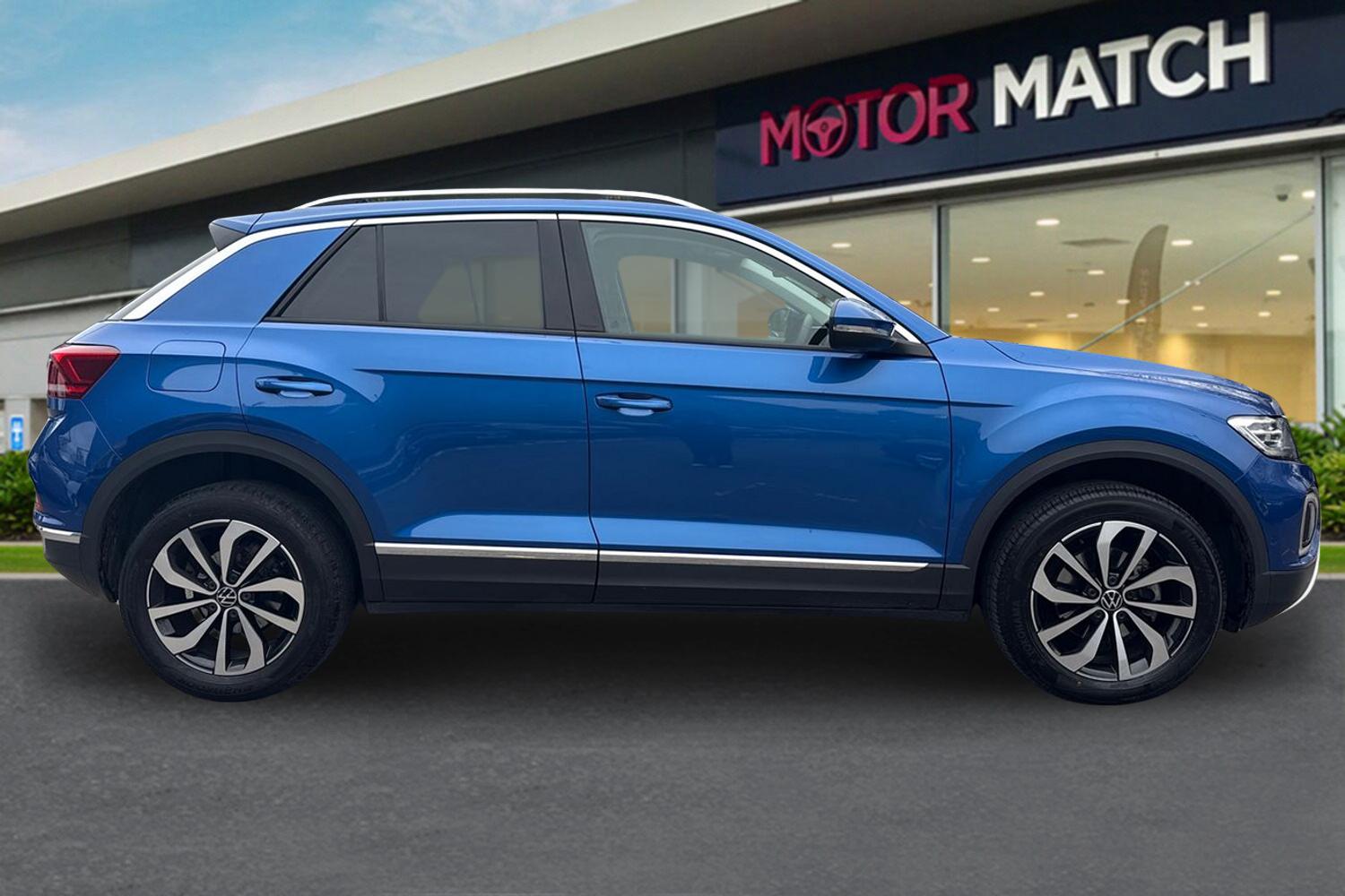 Used Volkswagen T-Roc 2023 for sale - 77608199: Photo 3