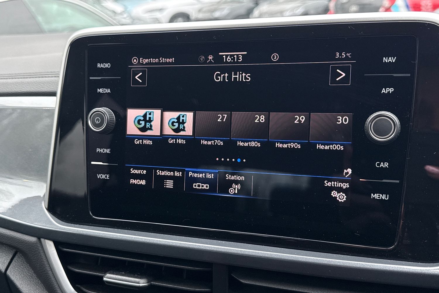 Used Volkswagen T-Roc 2023 for sale - 77608199: Photo 35