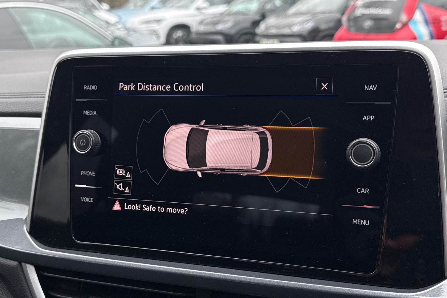 Used Volkswagen T-Roc 2023 for sale - 77608199: Photo 40