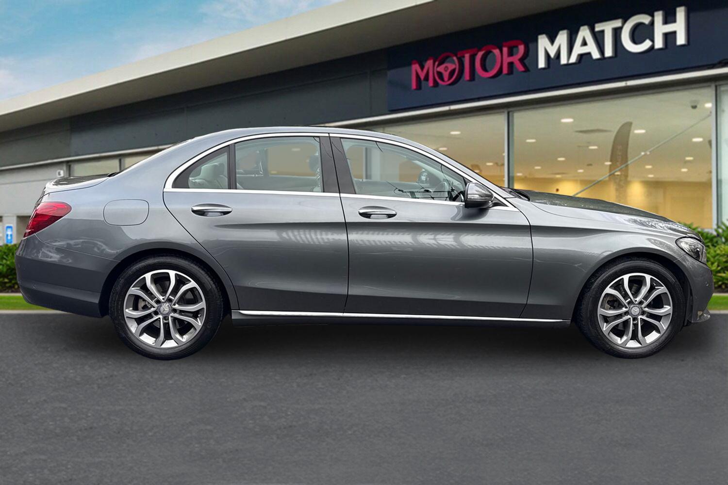 Used Mercedes-Benz C Class 2016 for sale - 76469283: Photo 3