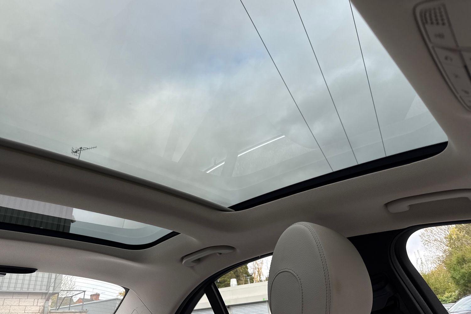 Used Mercedes-Benz C Class 2016 for sale - 76469283: Photo 35