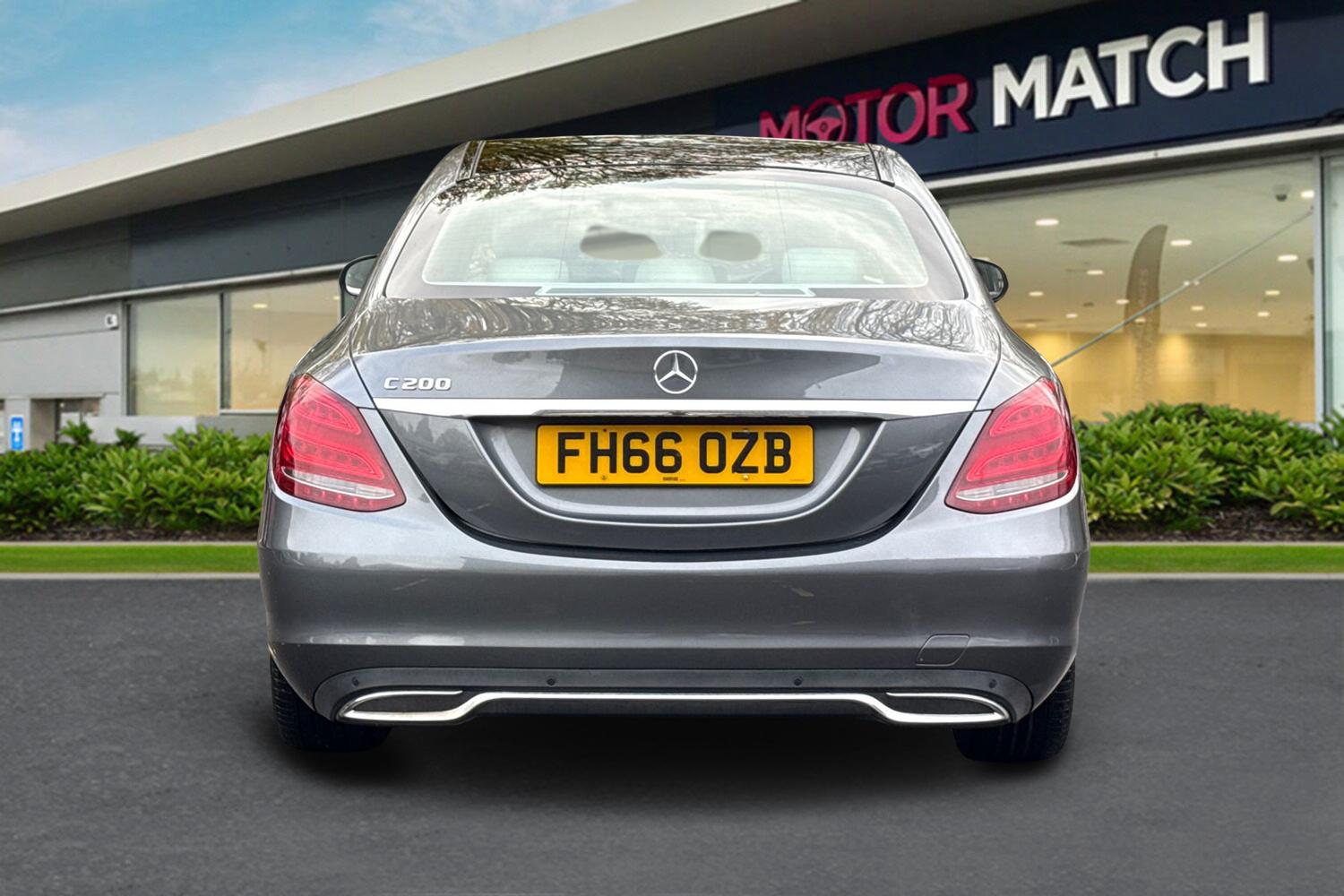 Used Mercedes-Benz C Class 2016 for sale - 76469283: Photo 4