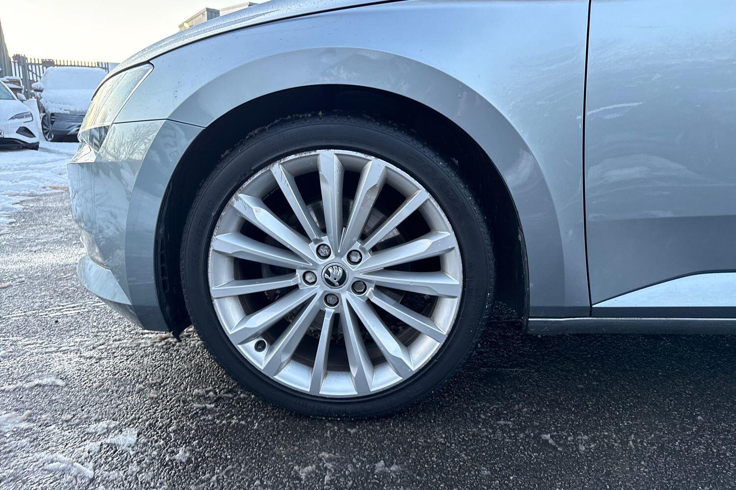 Used Skoda Superb 2019 for sale - 77128967: Photo 23