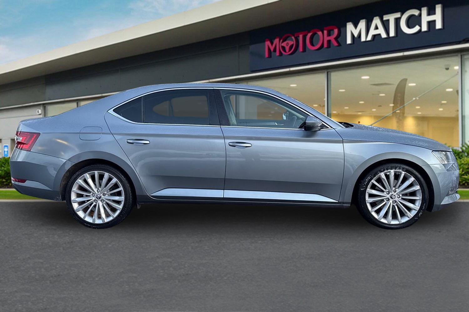 Used Skoda Superb 2019 for sale - 77128967: Photo 3