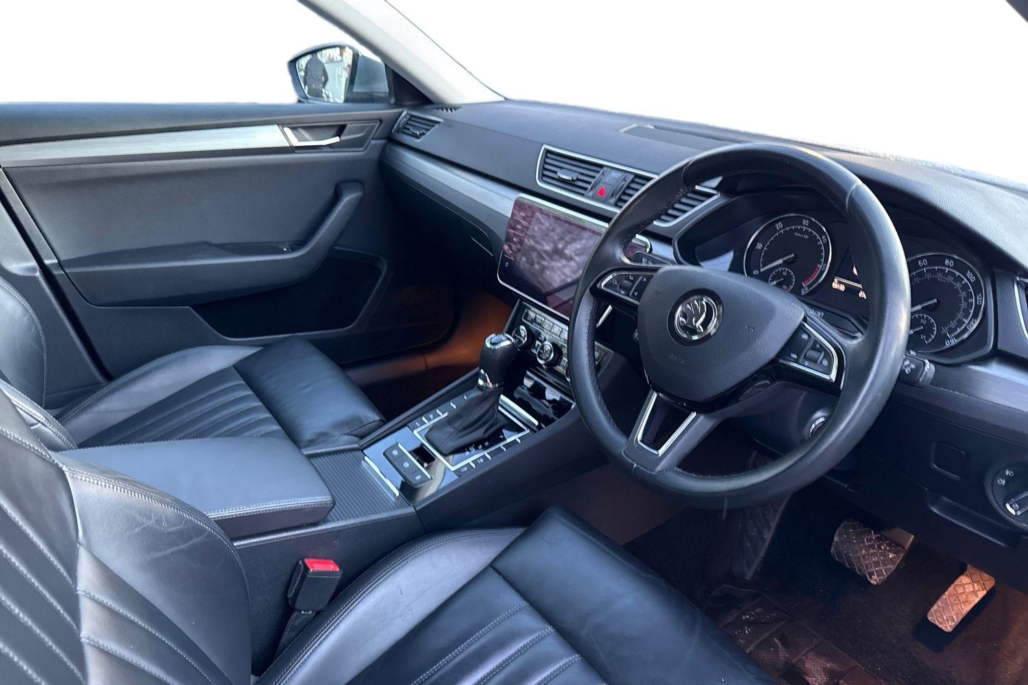 Used Skoda Superb 2019 for sale - 77128967: Photo 8