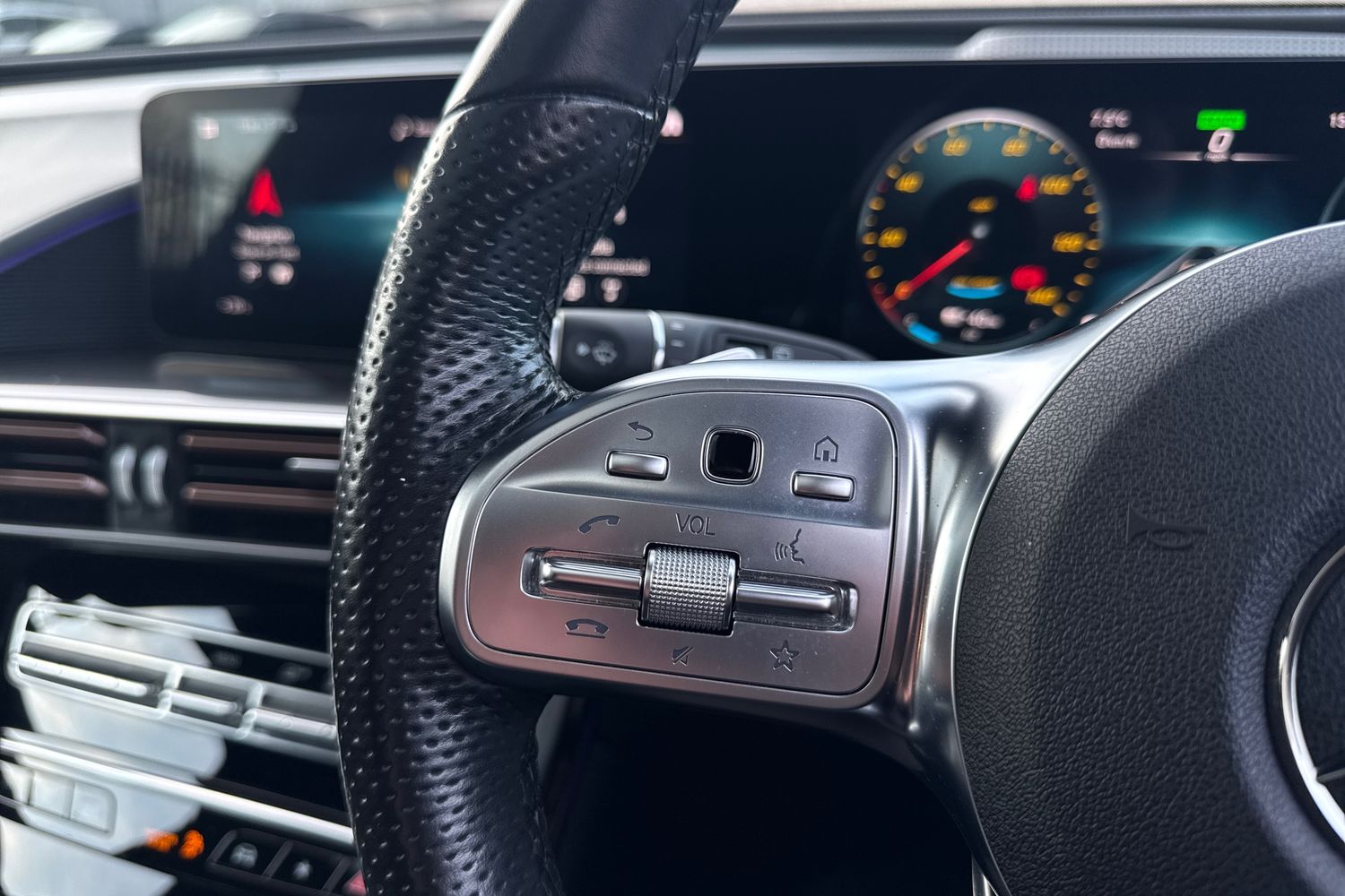 Used Mercedes-Benz EQC 2021 for sale - 77390114: Photo 43