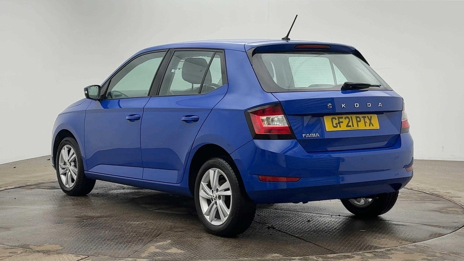 Used Skoda Fabia 2021 for sale - 77128953: Photo 2