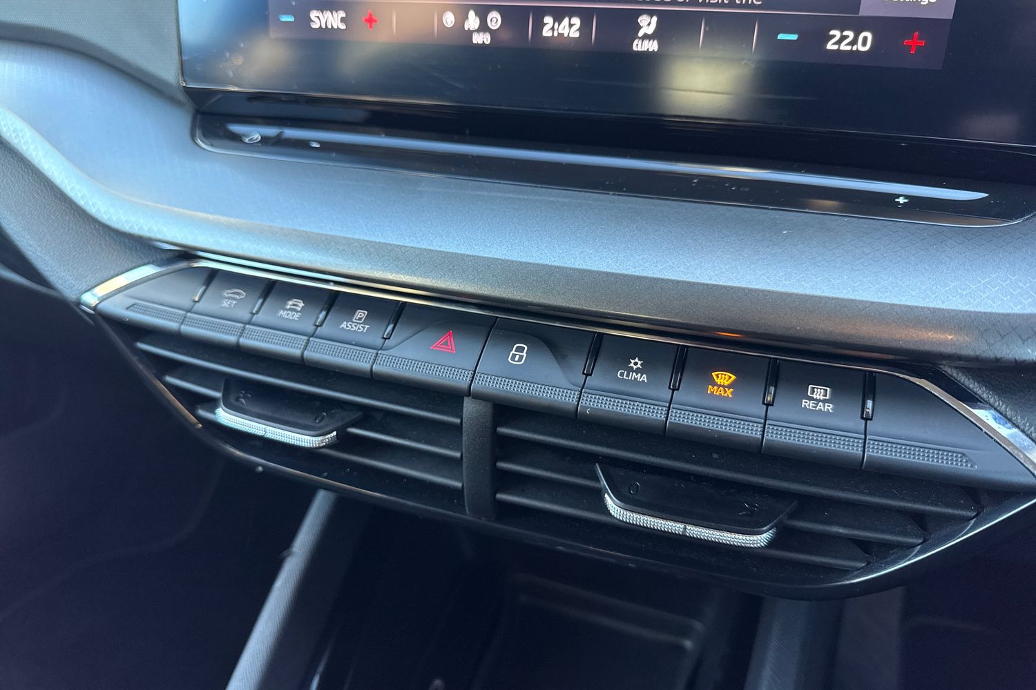 Used Skoda Octavia 2022 for sale - 76746290: Photo 45