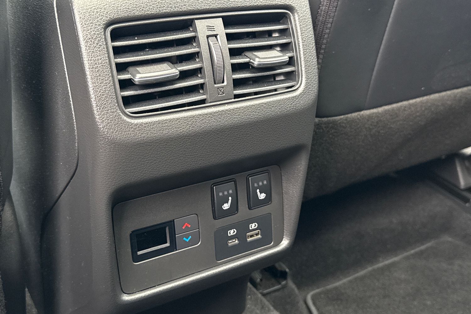 Used Nissan X-Trail 2024 for sale - 77728800: Photo 28