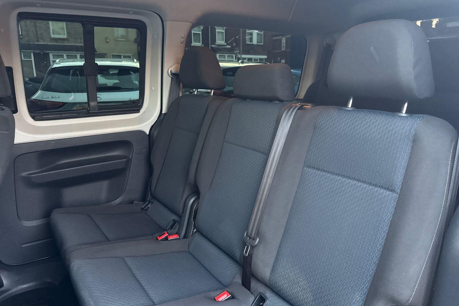 Used Volkswagen Caddy Maxi Life 2017 for sale - 76941500: Photo 39