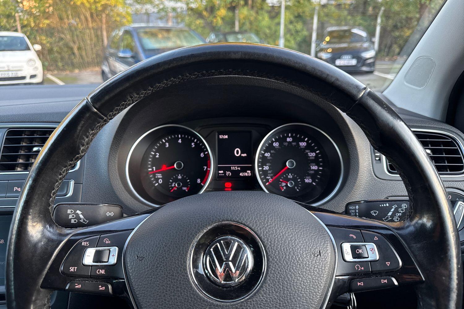 Used Volkswagen Polo 2017 for sale - 76438881: Photo 27