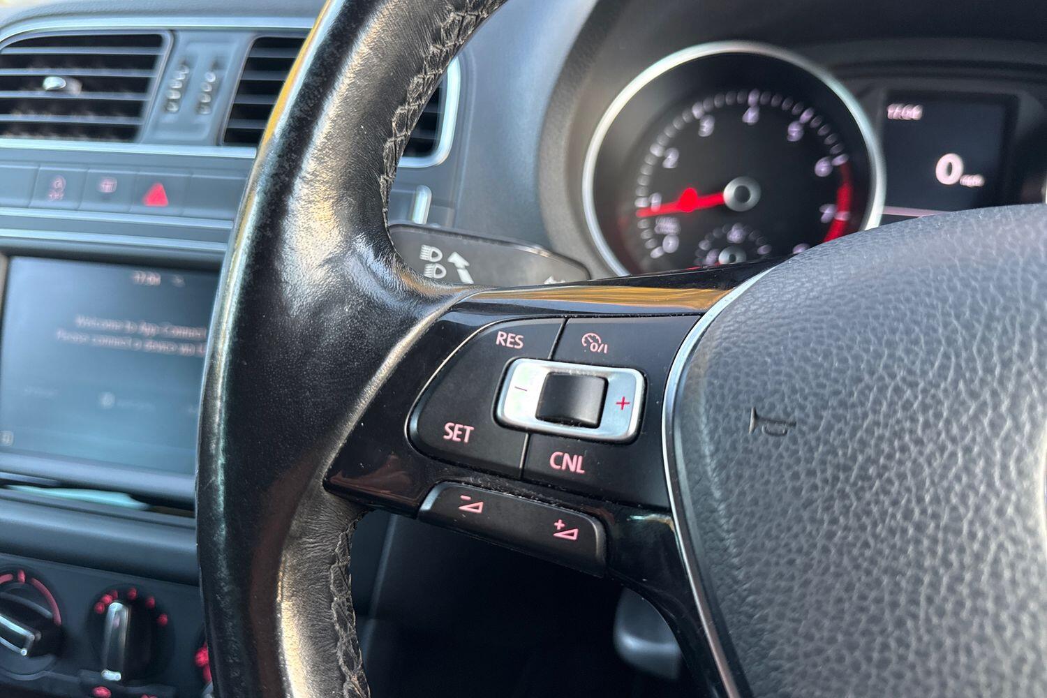 Used Volkswagen Polo 2017 for sale - 76438881: Photo 28