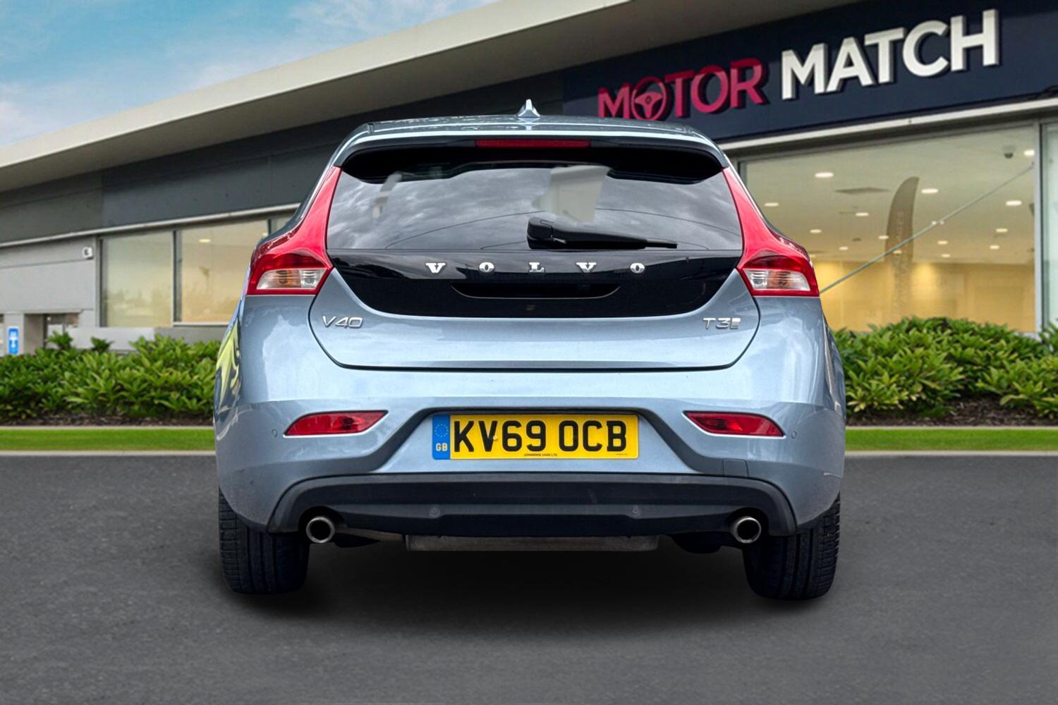 Used Volvo V40 2019 for sale - 76365173: Photo 4