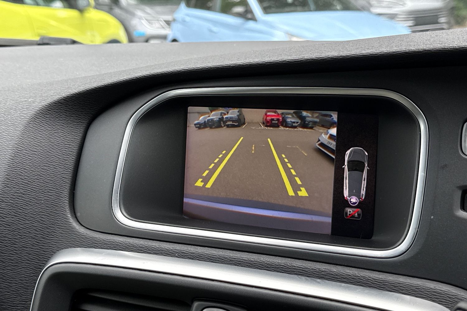 Used Volvo V40 2019 for sale - 76365173: Photo 41