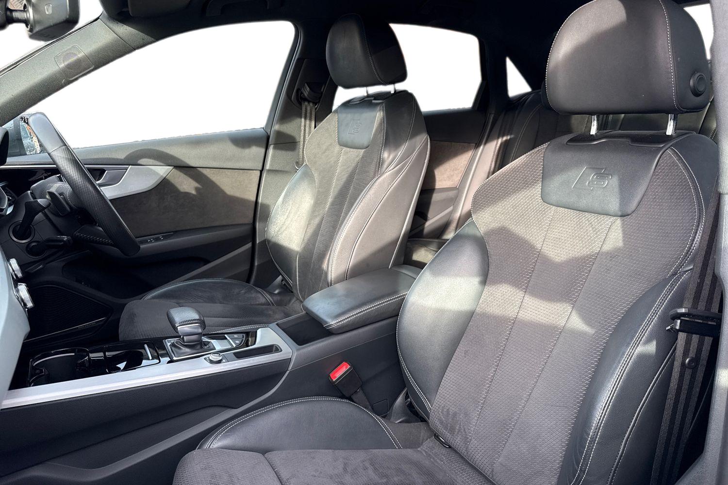 Used Audi A4 2020 for sale - 76863359: Photo 11