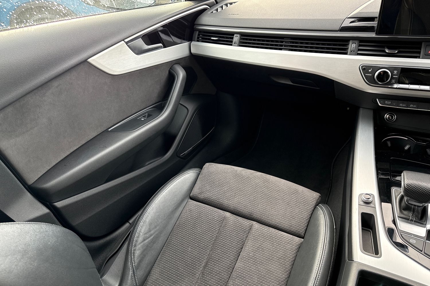 Used Audi A4 2020 for sale - 76863359: Photo 15