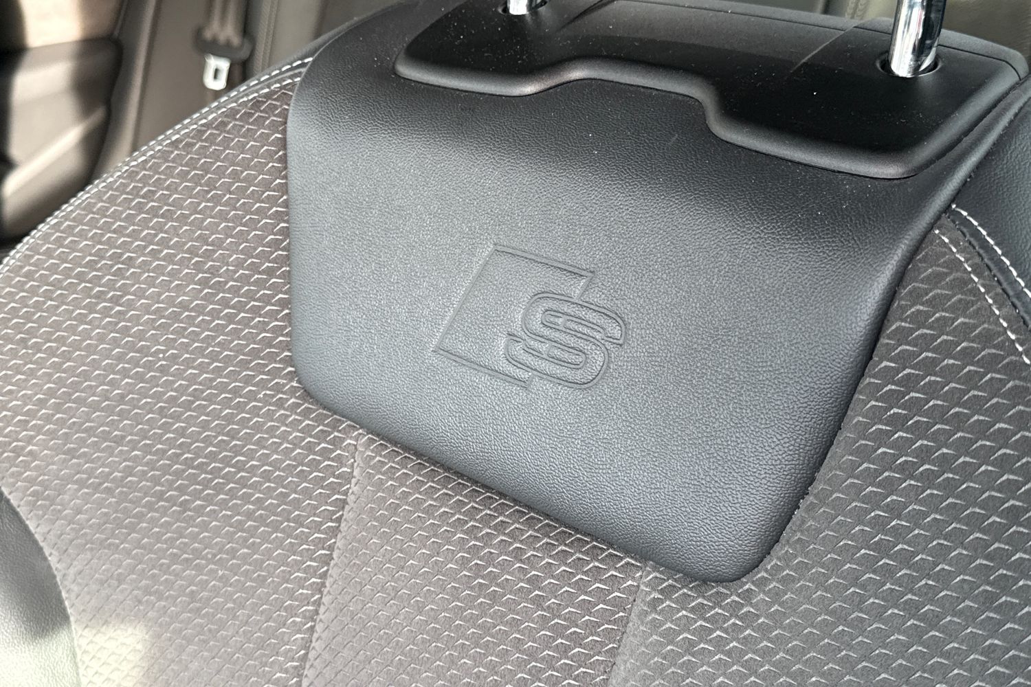 Used Audi A4 2020 for sale - 76863359: Photo 35