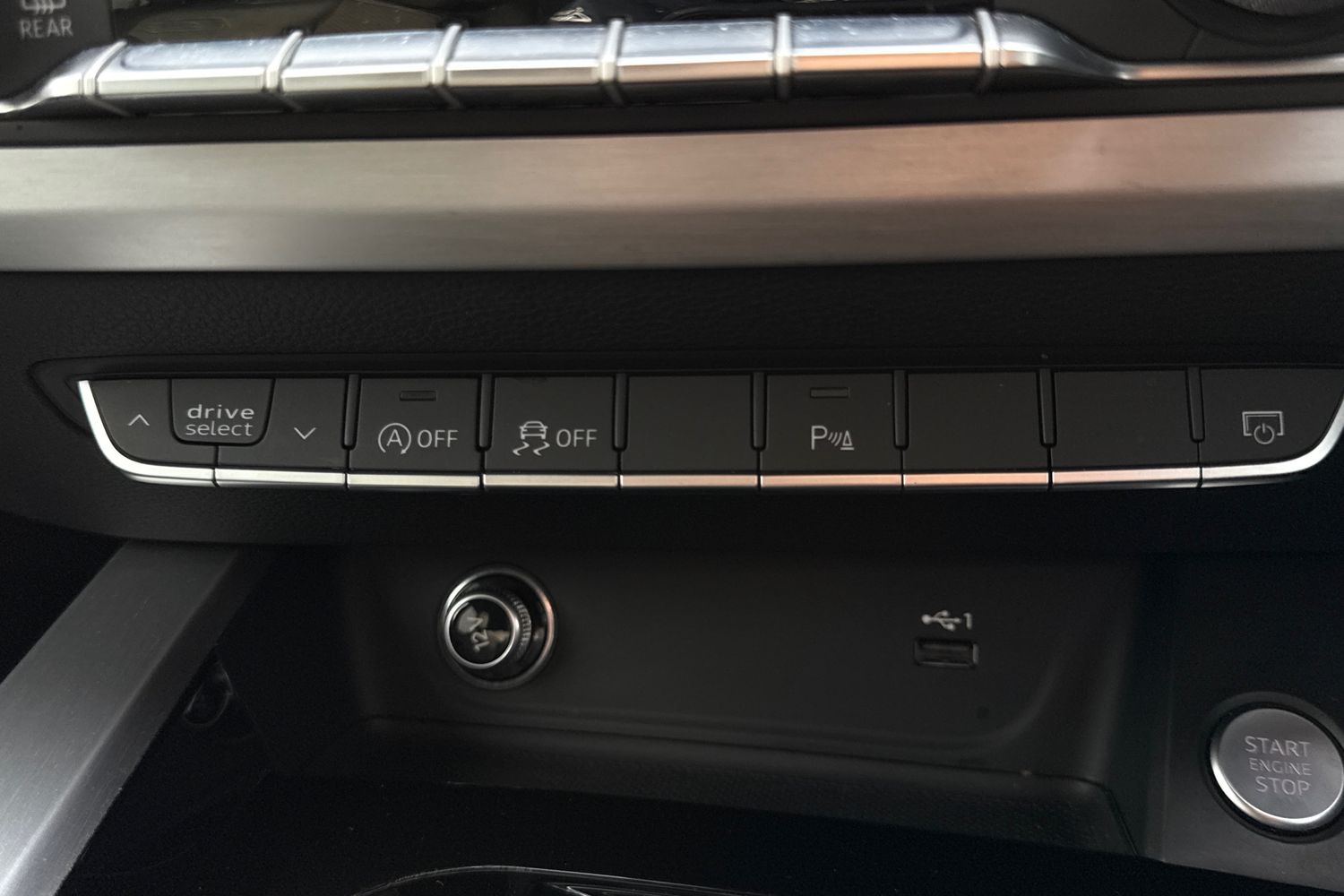 Used Audi A4 2020 for sale - 76863359: Photo 39