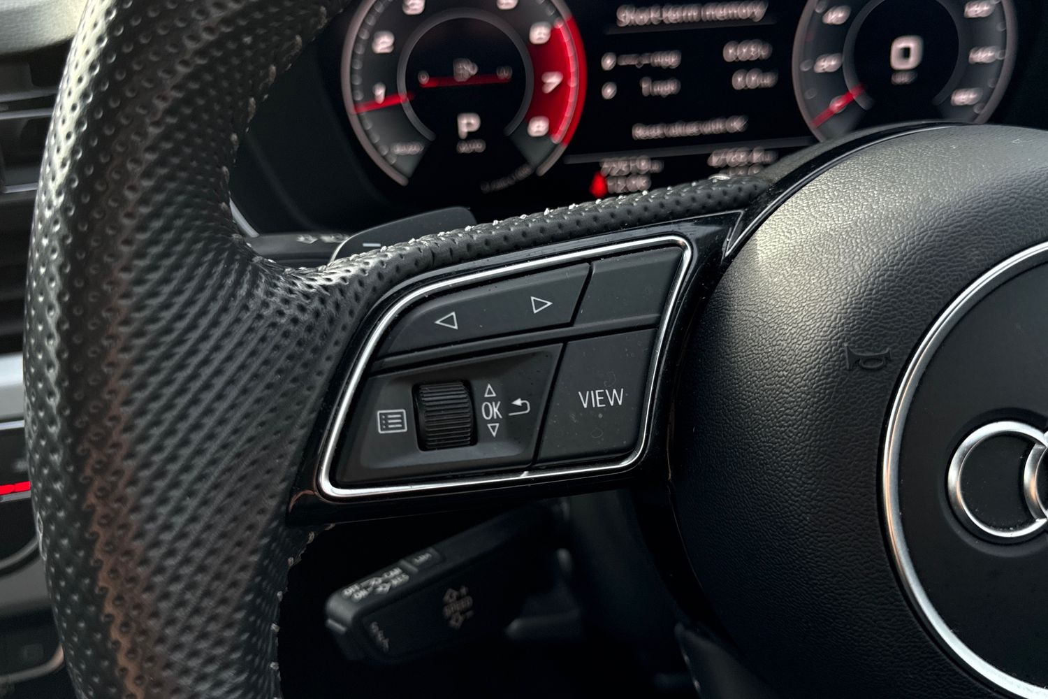 Used Audi A4 2020 for sale - 76863359: Photo 41