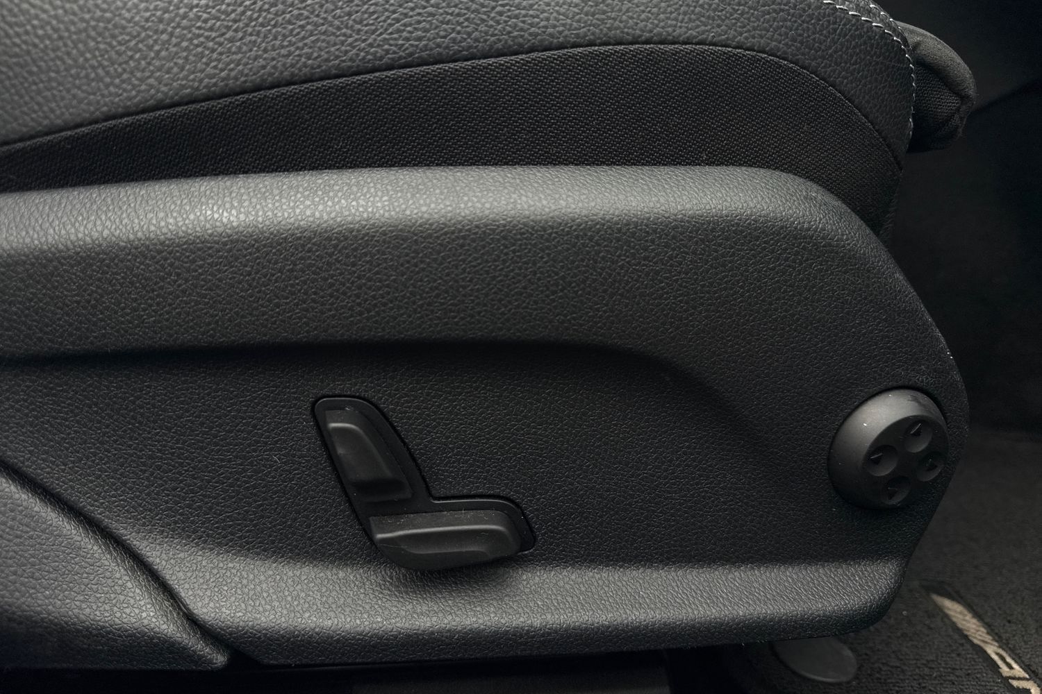 Used Mercedes-Benz C Class 2019 for sale - 78210834: Photo 27