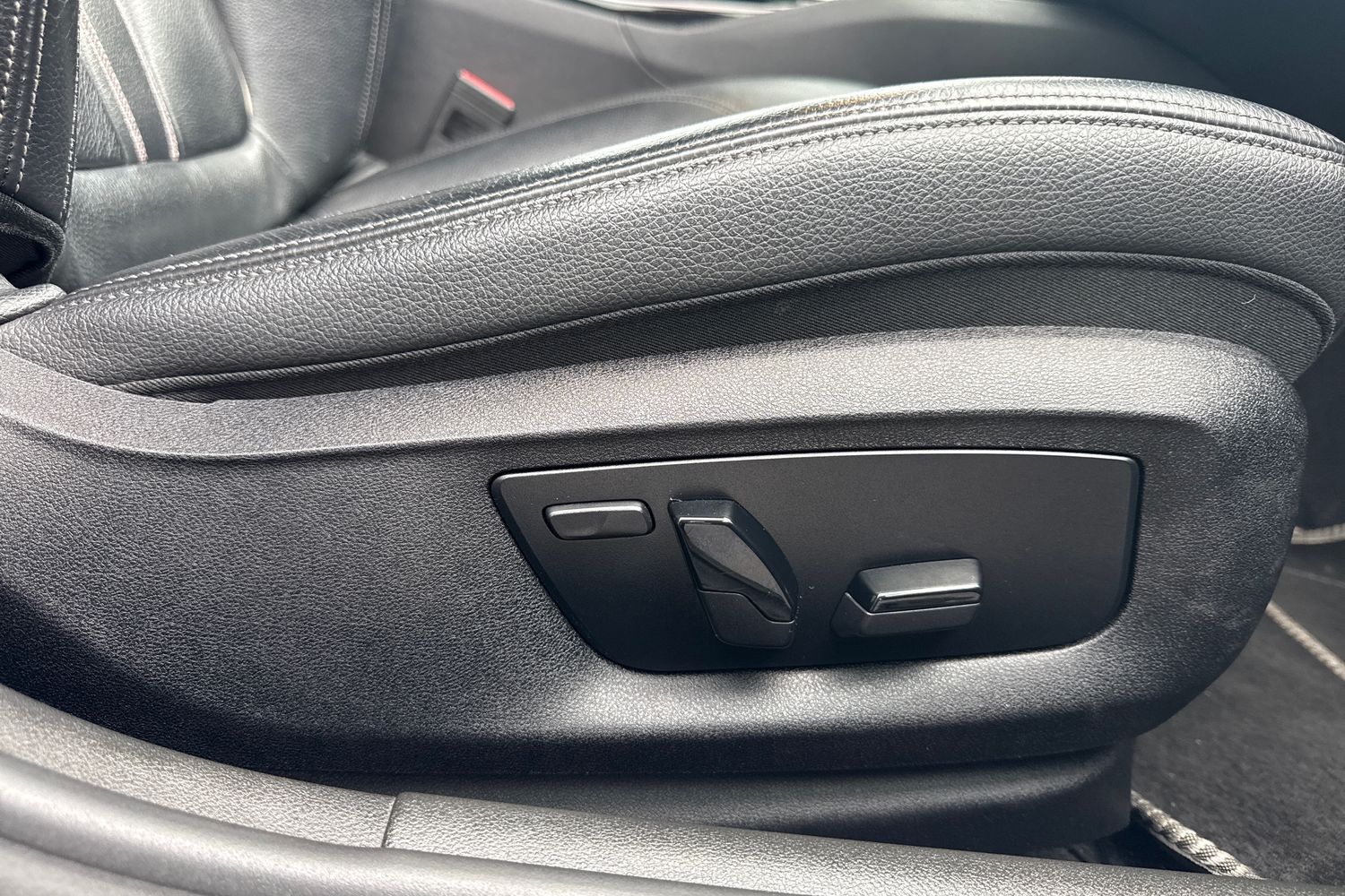 Used BMW 5 Series 2019 for sale - 76416639: Photo 30