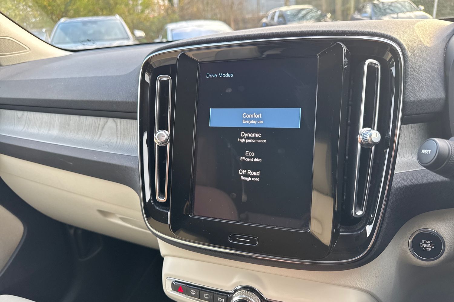 Used Volvo XC40 2021 for sale - 77026493: Photo 36