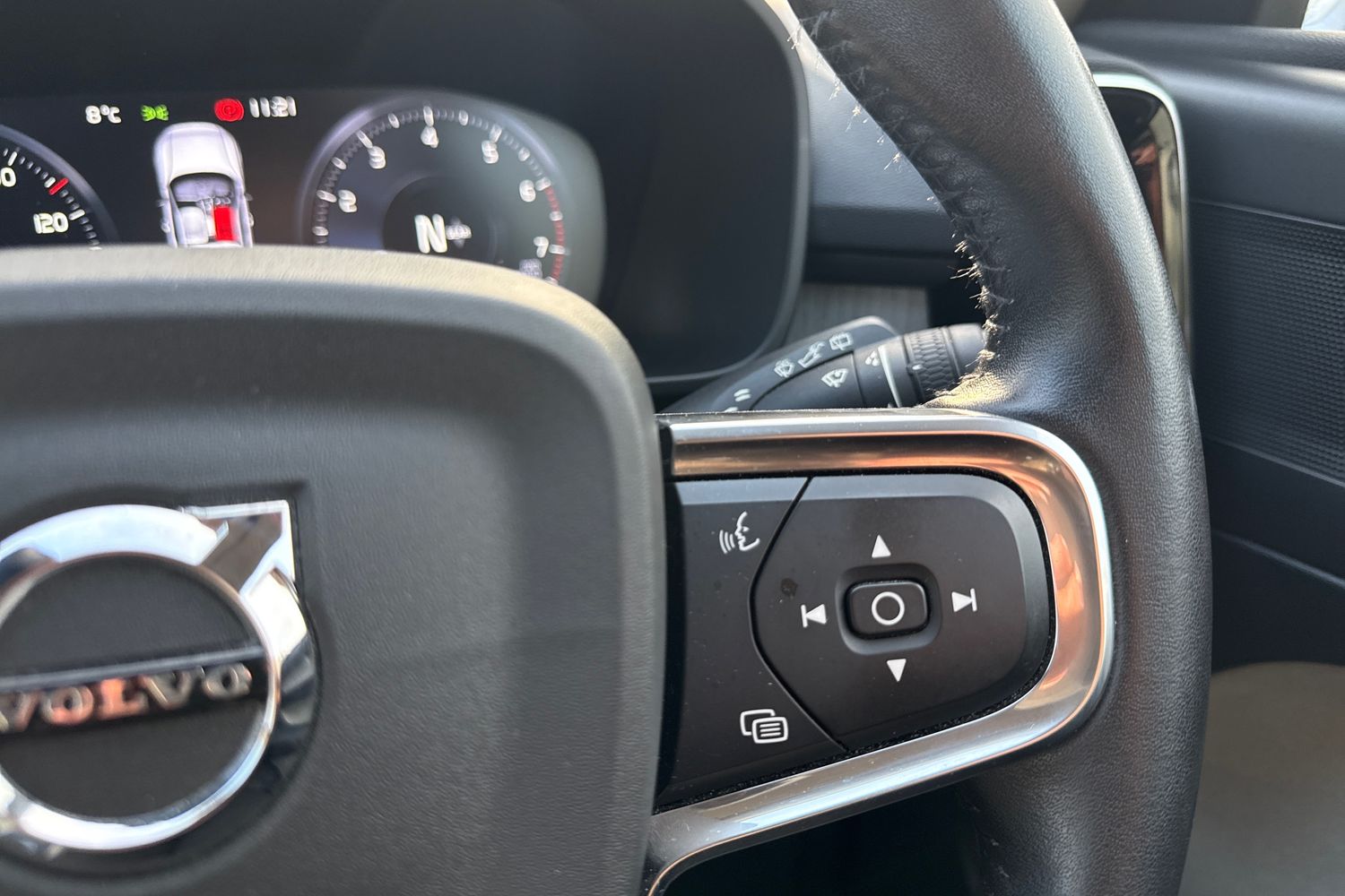 Used Volvo XC40 2021 for sale - 77026493: Photo 39