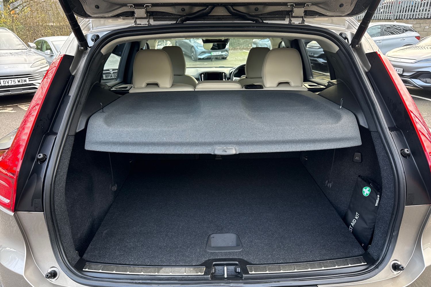 Used Volvo XC40 2021 for sale - 77026493: Photo 9