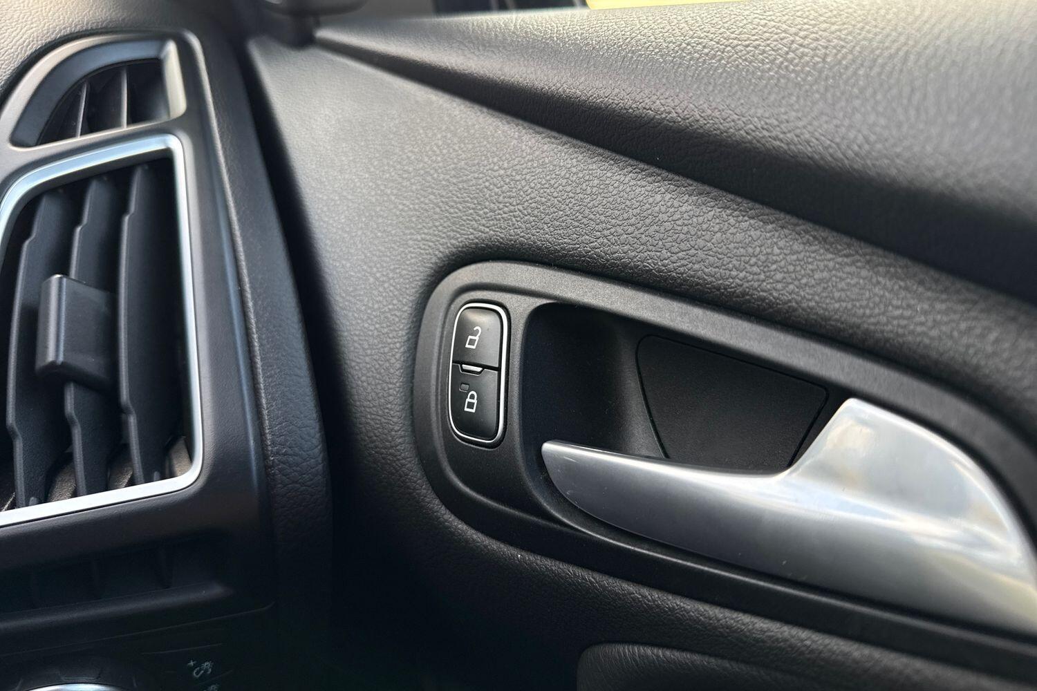 Used Ford Focus 2018 for sale - 77059351: Photo 42