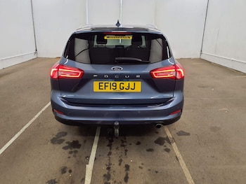 Used Ford Focus 2019 for sale - 78939761: Photo
