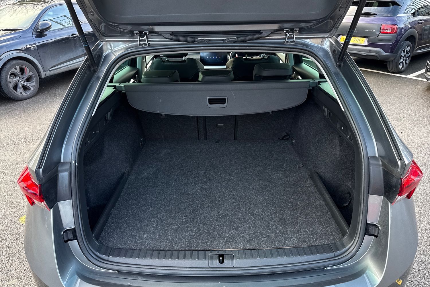 Used Skoda Octavia 2024 for sale - 77535452: Photo 9