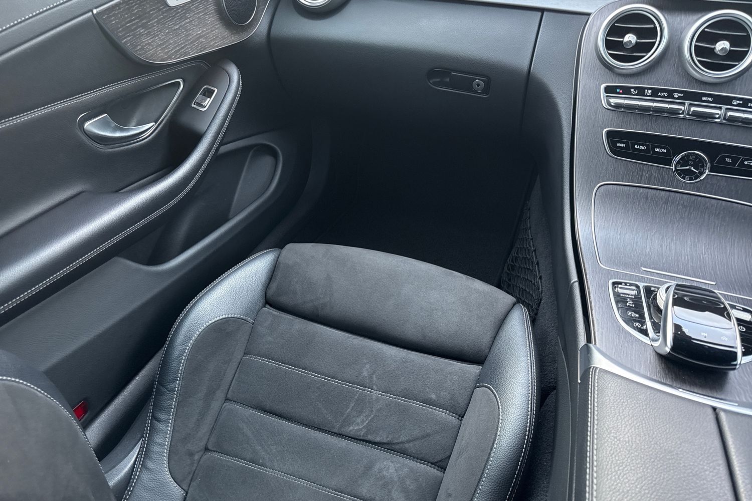 Used Mercedes-Benz C Class 2018 for sale - 77582709: Photo 15