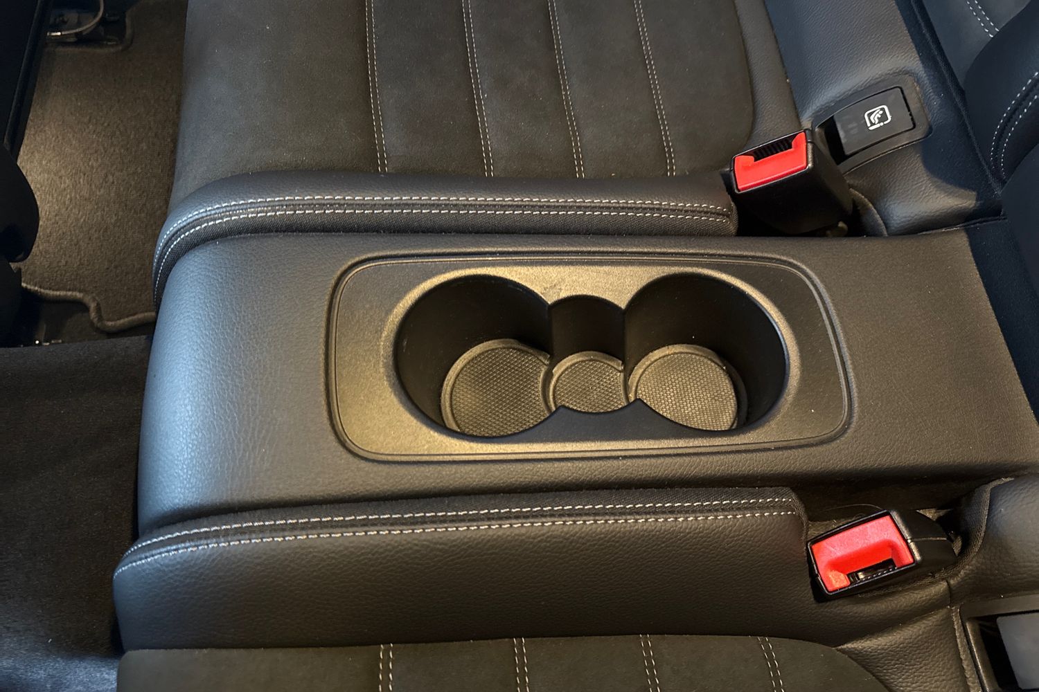 Used Mercedes-Benz C Class 2018 for sale - 77582709: Photo 31