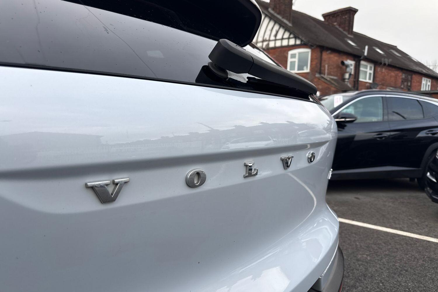 Used Volvo XC40 2020 for sale - 76641760: Photo 25