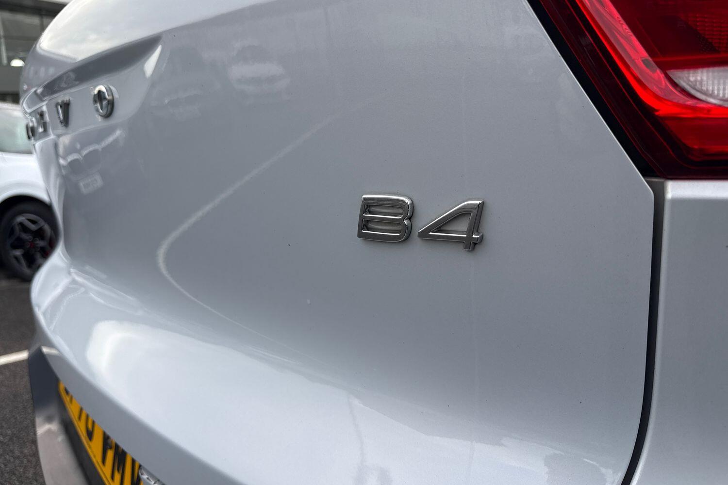 Used Volvo XC40 2020 for sale - 76641760: Photo 26