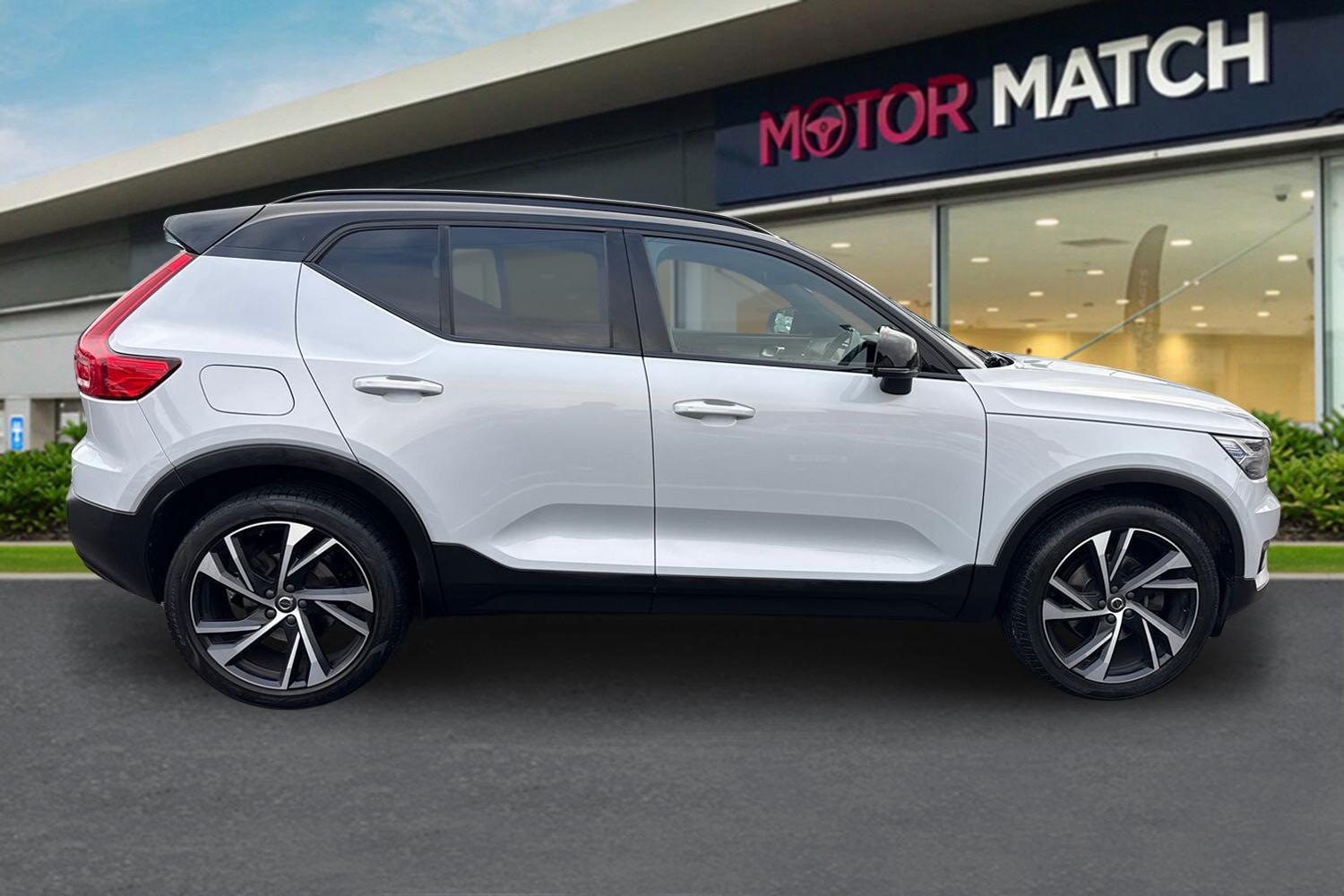 Used Volvo XC40 2020 for sale - 76641760: Photo 3