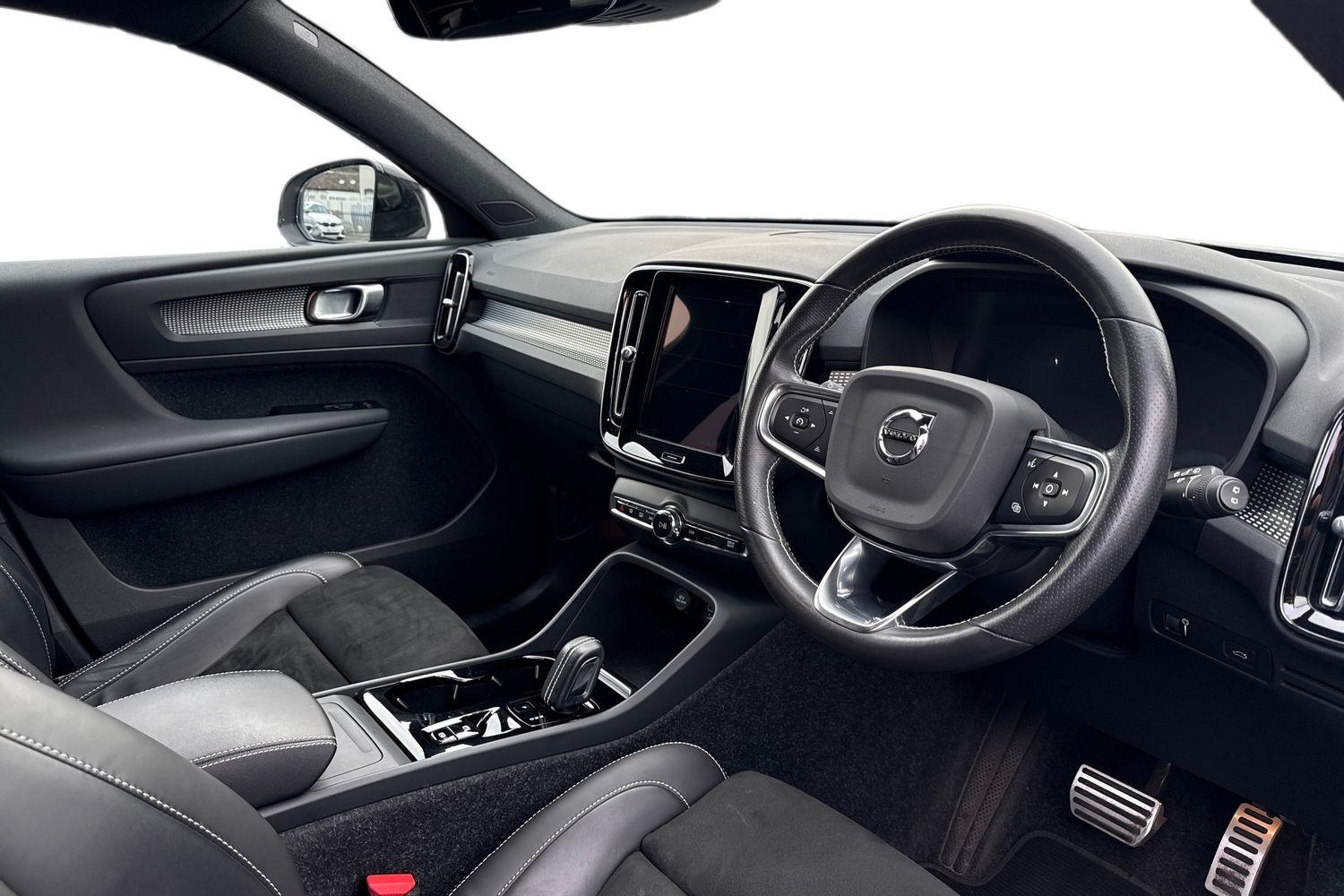 Used Volvo XC40 2020 for sale - 76641760: Photo 8