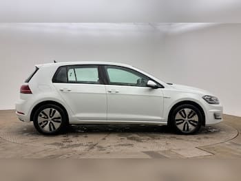 Used Volkswagen Golf 2019 for sale - 79747807: Photo