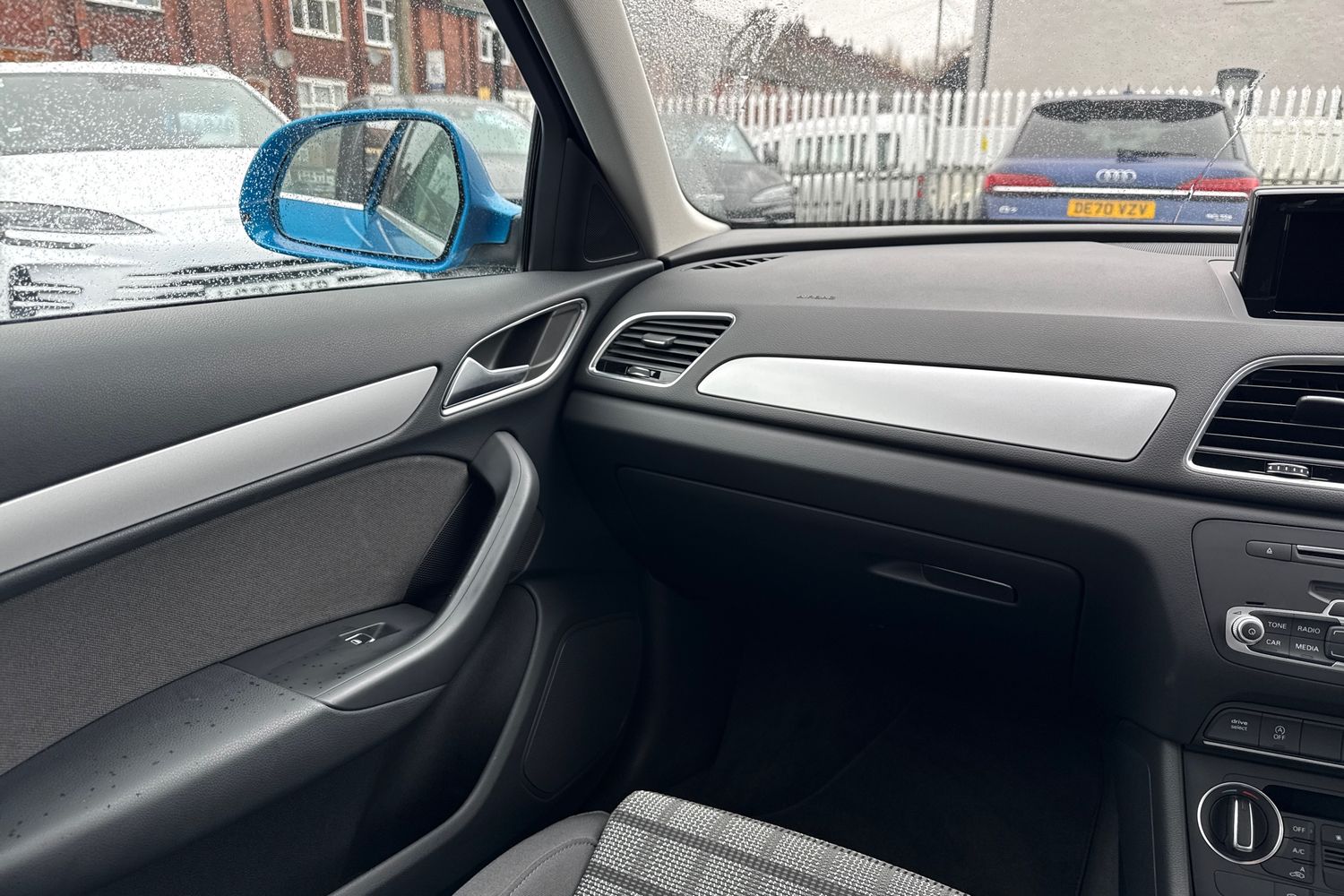 Used Audi Q3 2017 for sale - 77571000: Photo 15