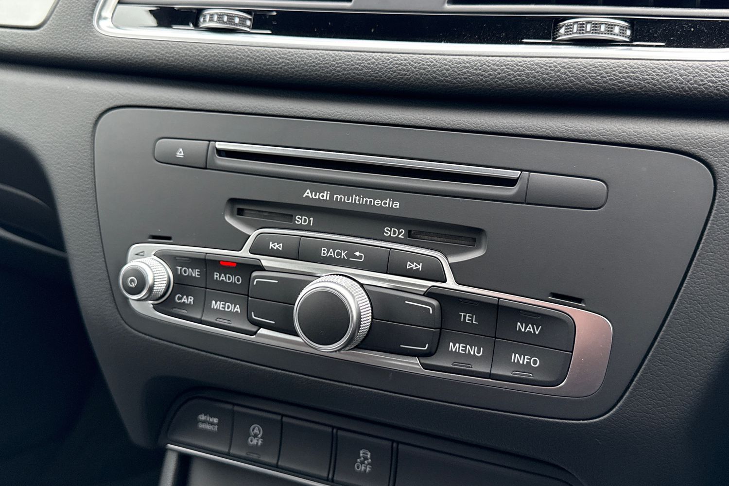 Used Audi Q3 2017 for sale - 77571000: Photo 39