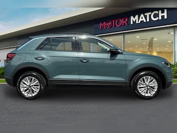 Used Volkswagen T-Roc 2023 for sale - 79241625: Photo