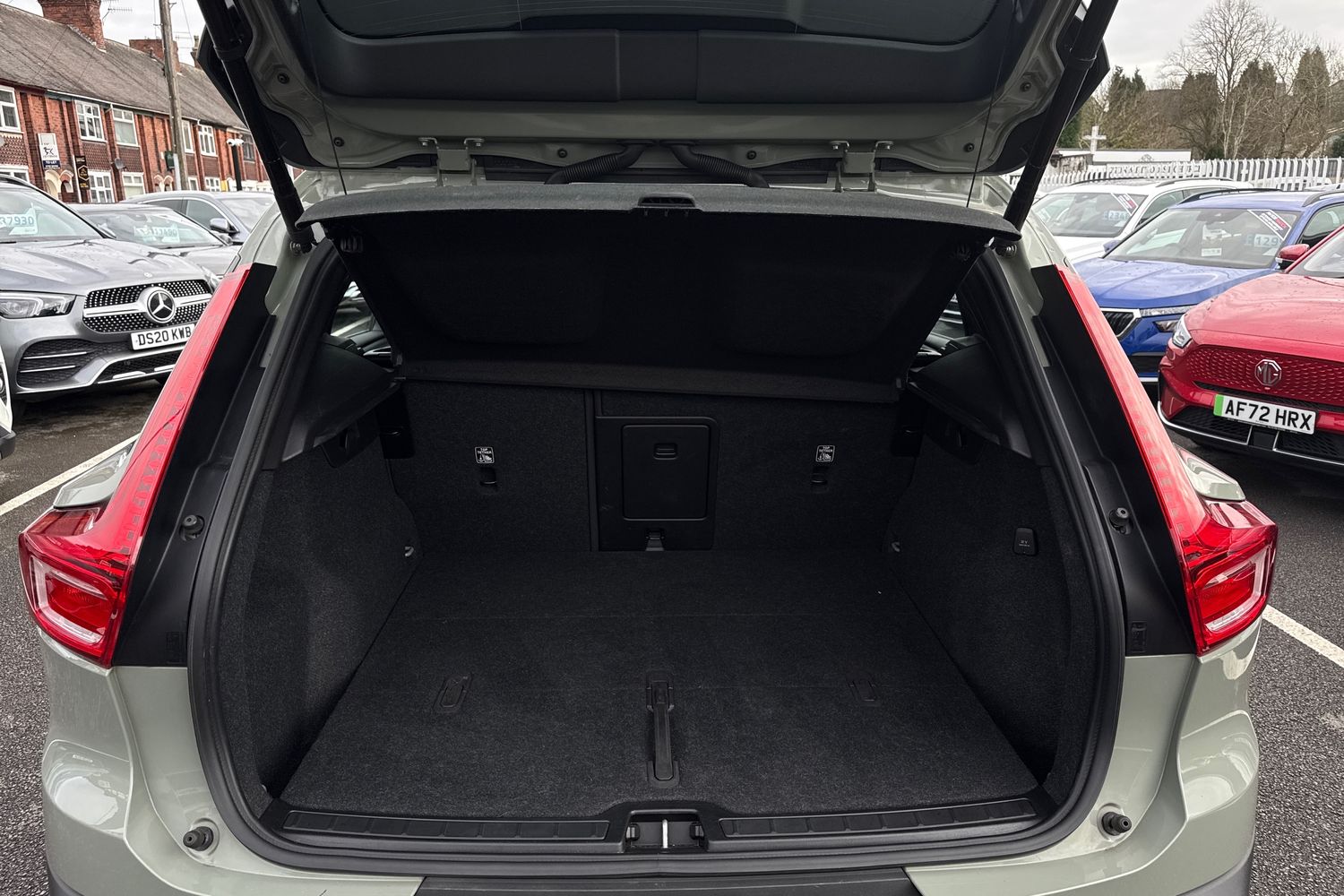 Used Volvo XC40 2022 for sale - 77904526: Photo 10