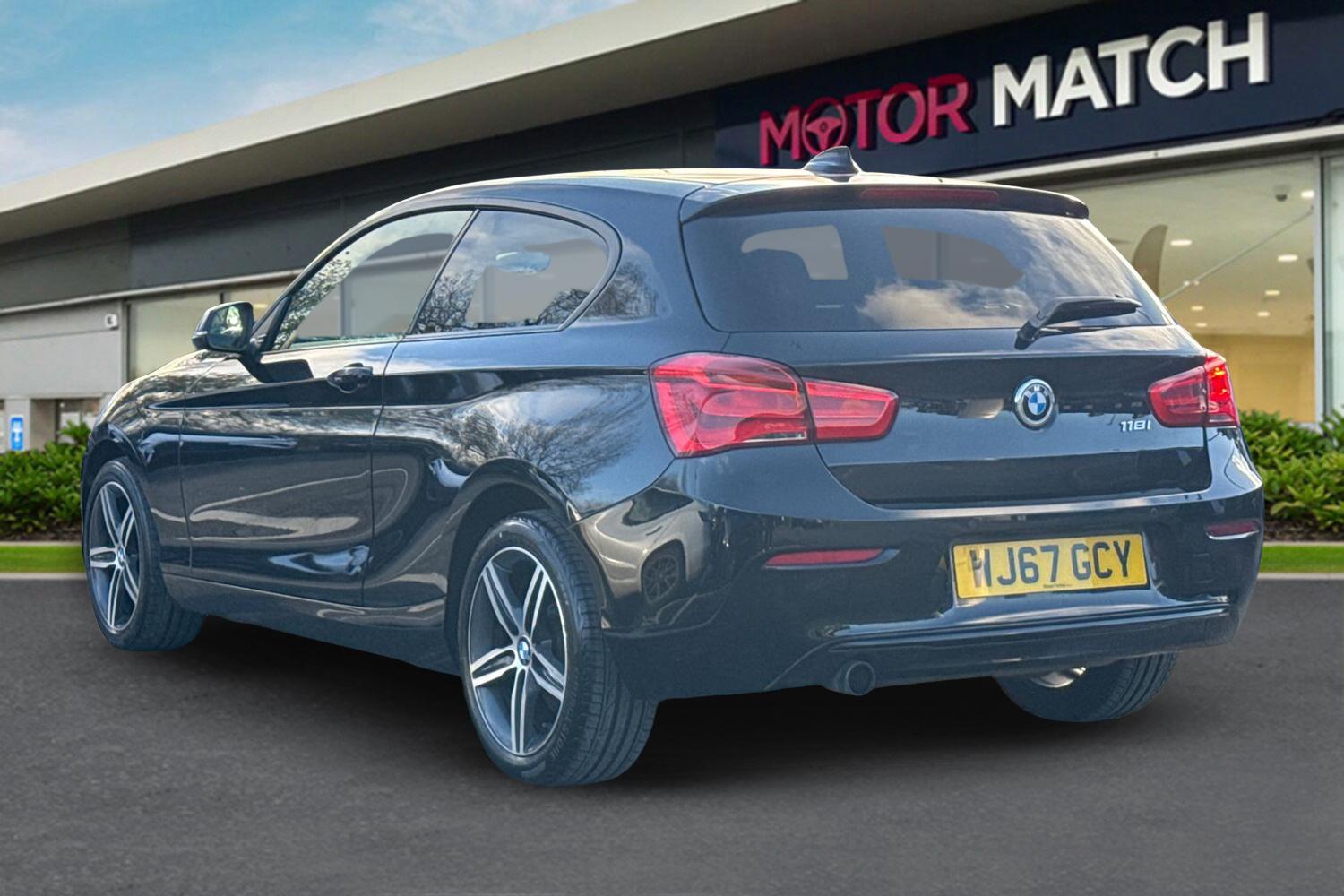 Used BMW 1 Series 2017 for sale - 76636913: Photo 2