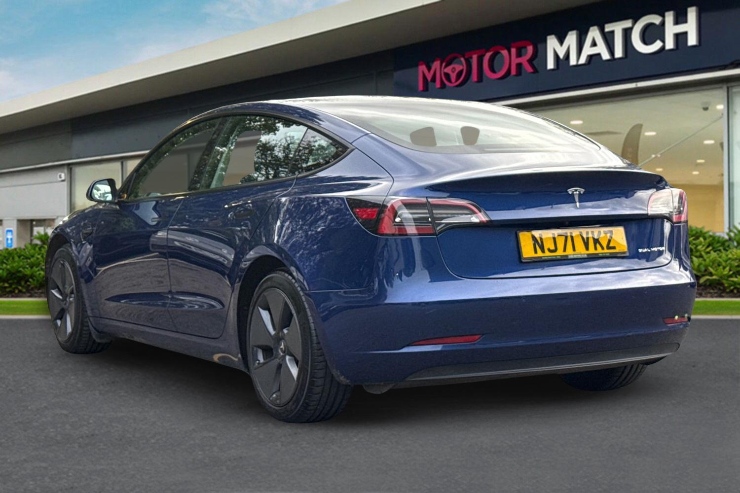 Used Tesla Model 3 2021 for sale - 76374769: Photo 2