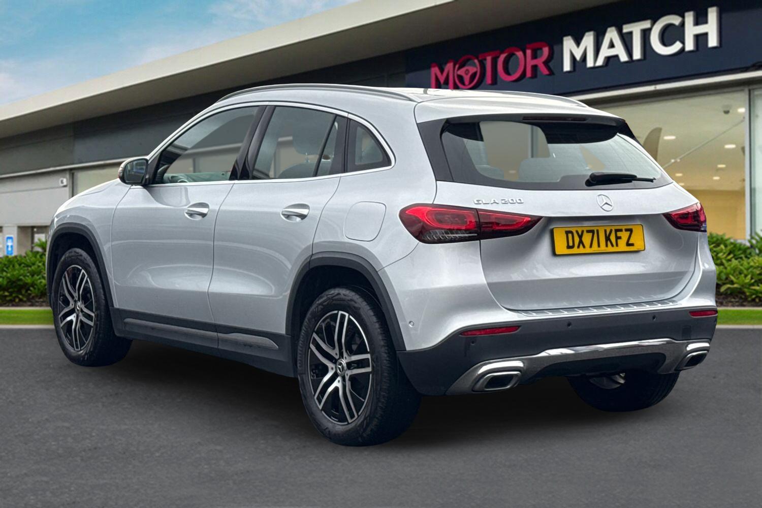 Used Mercedes-Benz GLA 2021 for sale - 76469325: Photo 2